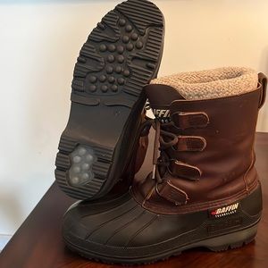 NEW BAFFIN LEATHER RUBBER SNOW BOOTS MEN 10